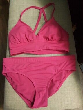 Eco BeachWomen’s Pink Two-Piece Swim Set - Bralette Top & Classic Bottom